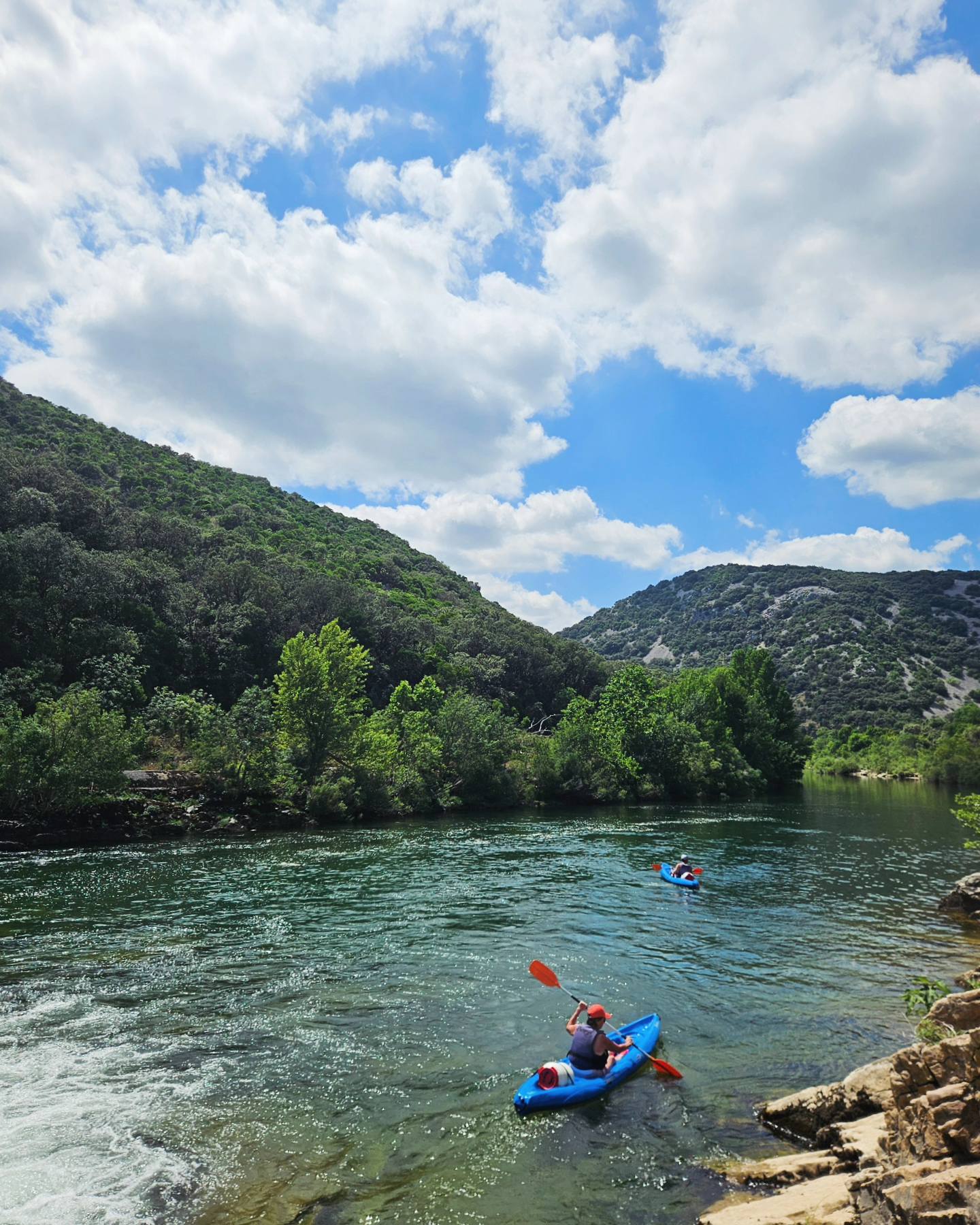 Coupon de réduction : Parcours Aventure : 18€/personne pour un canoé 2 places (soit 36€ au lieu de 52€). - Valable chez CANOE BORG - à SAINT-GUILHEM-LE-DESERT (34)