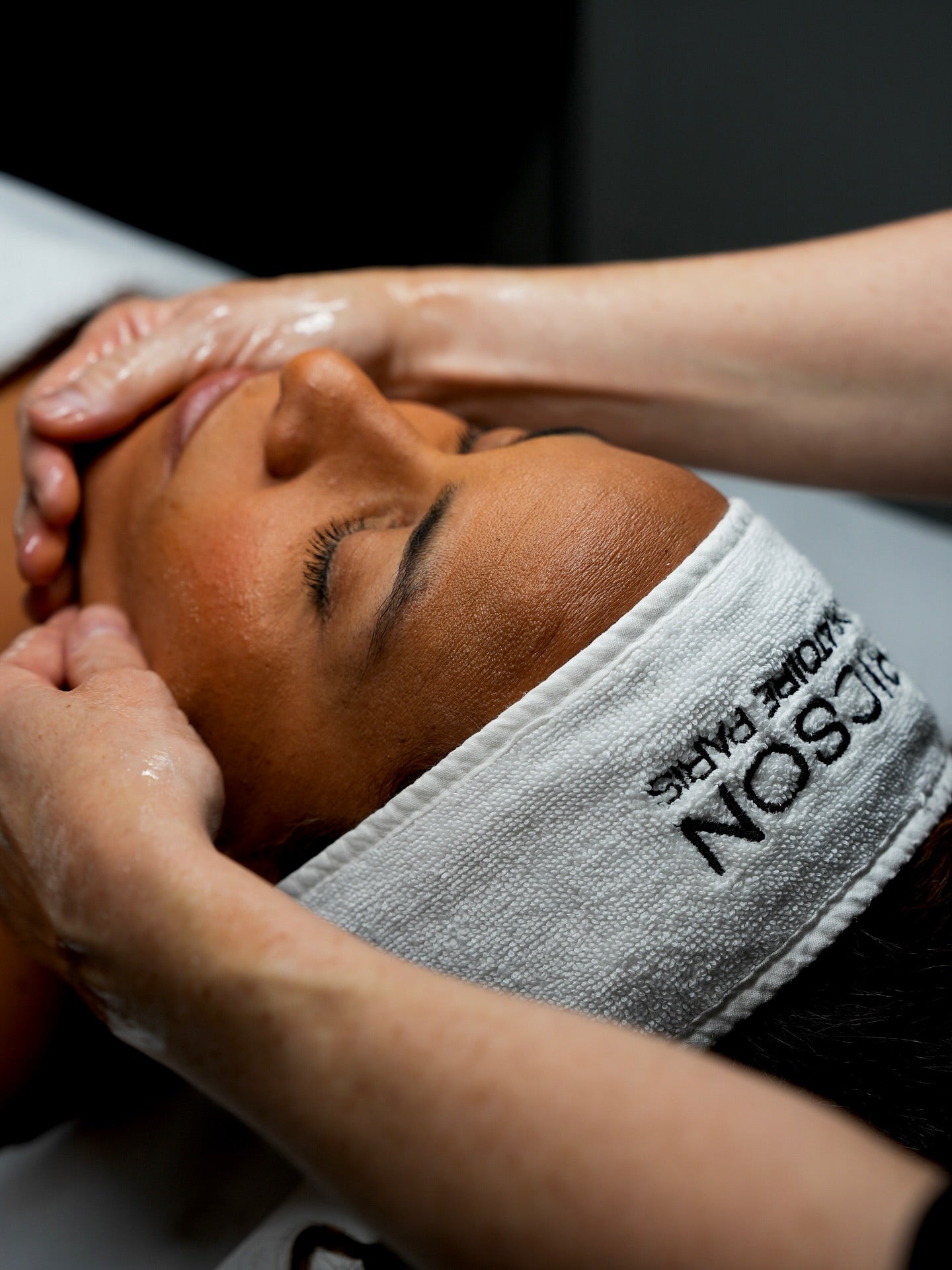 Bon de réduction : Remise de 50% sur votre massage Balinais d'une heure* - Valable chez DERMA ESTHETIQUE SPA - à MOUGINS (06)