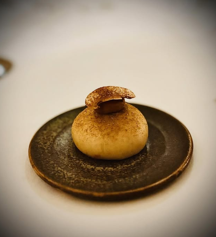 Coupon de réduction : 1 Menu Escapade à 69 € acheté = 1 offert (midi ou soir) Amuse bouche + 2 Entrées + 2 Plats + 1 Dessert - Valable à L'AMBROISY - à VENCE (06)