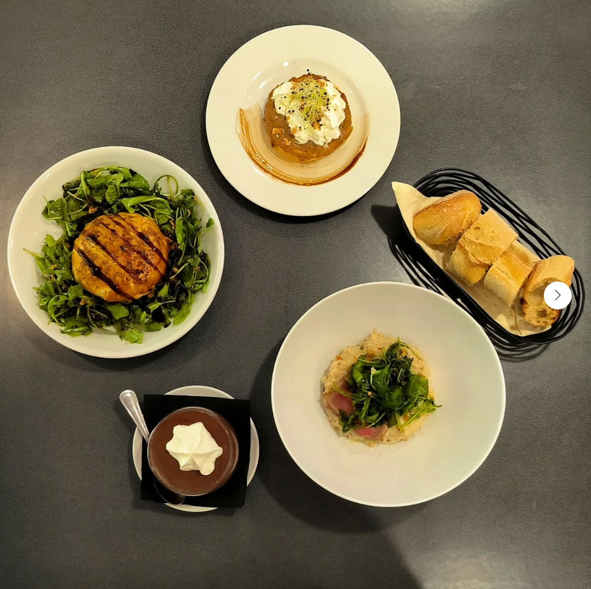 Coupon de réduction : 2 Menus Spécial Fêtes à 114 € à -40% - Valable chez LES JARDINS DE LA CASTELLE - à MONTPELLIER (34)