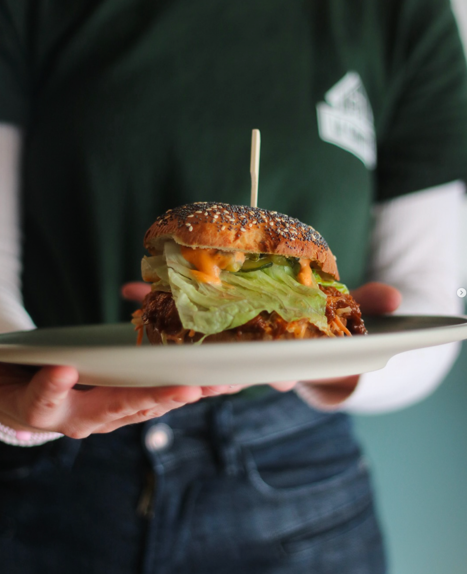 Coupon de réduction : 2 menus du lundi burger + bière + dessert -25% - Valable chez LA CAHUTE - à MONTPELLIER (34)