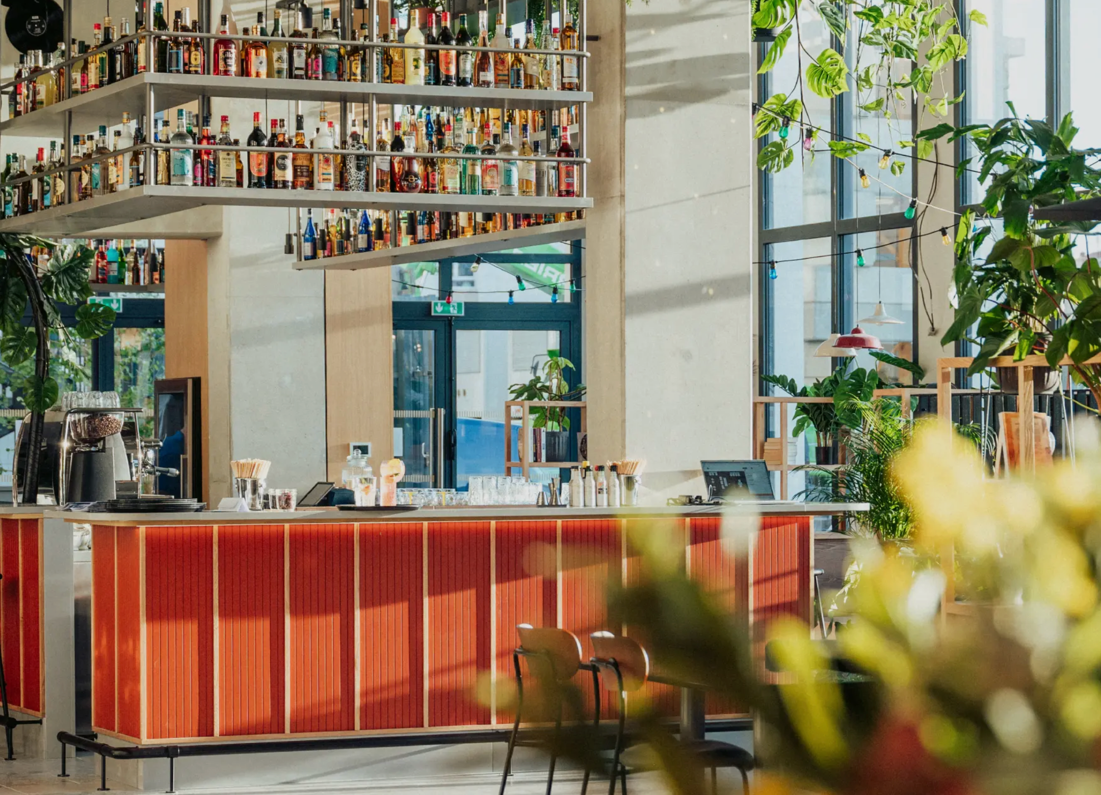 Bon de réduction : 1 nuit en Chambre premium -38% avec apéritif dînatoire au Rooftop Nonna Giola - Valable à l'hôtel 3 étoiles Jost Montpellier - à Montpellier (34)