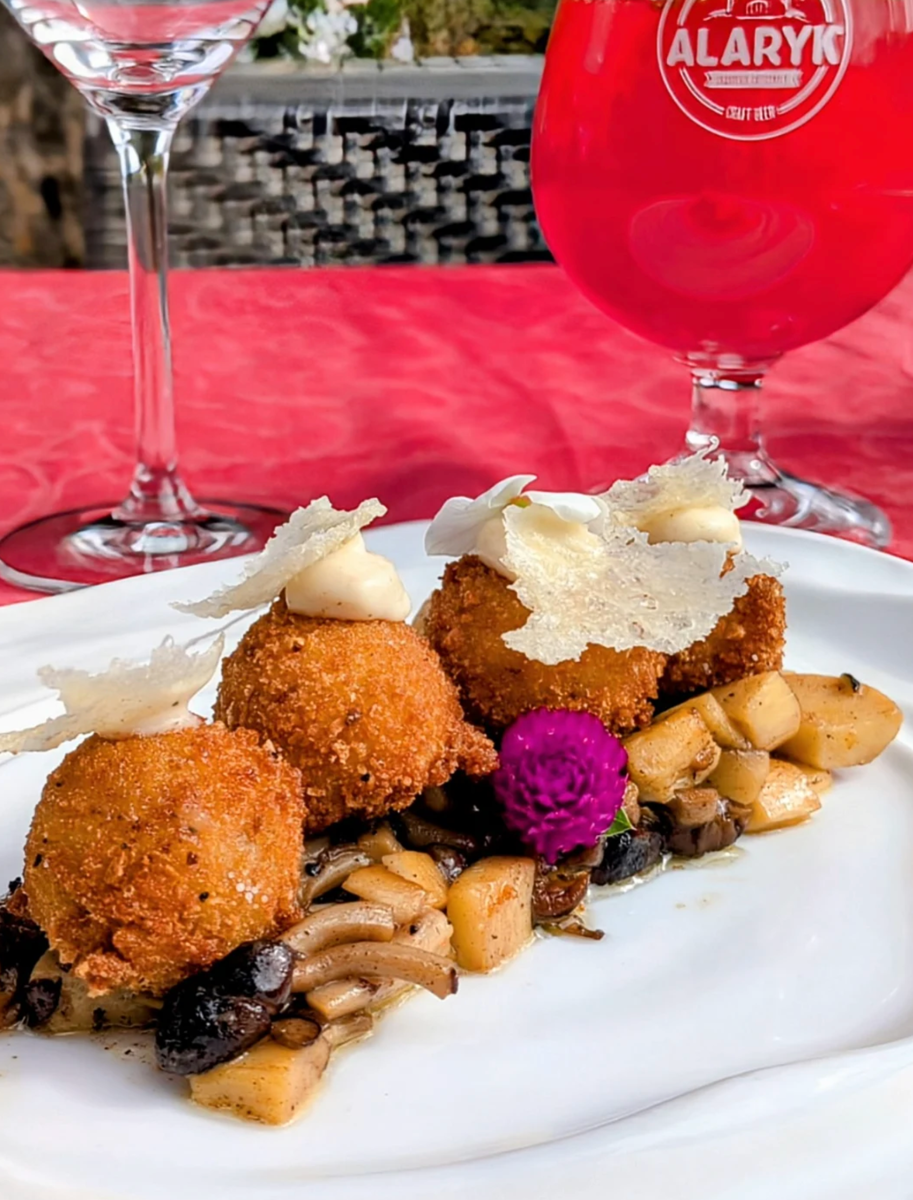 Coupon de réduction : 2 menus invitation au goût à -30% - Valable au restaurant LE FAITOUT - à BERLOU (34)
