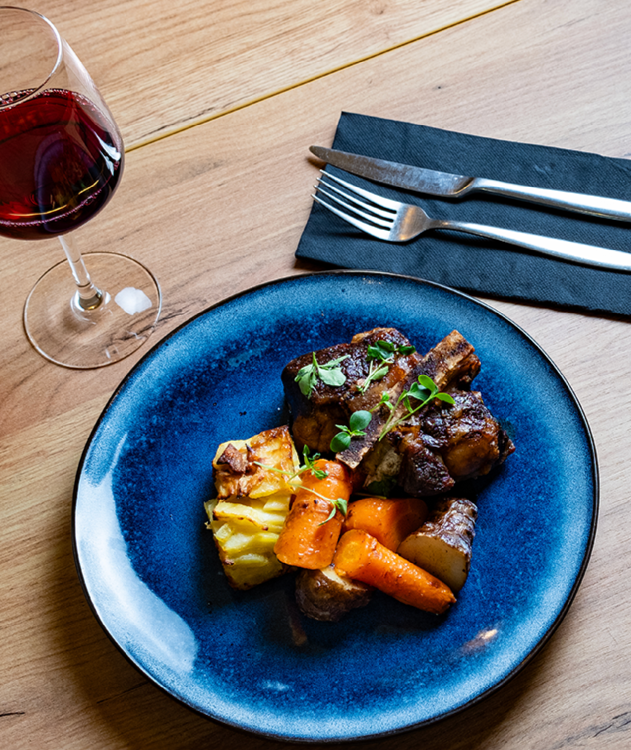 Coupon de réduction : Cours d'initiation à l'oenologie pour 2 personnes à -30% - Valable chez ESENCIA - à MONTPELLIER (34)