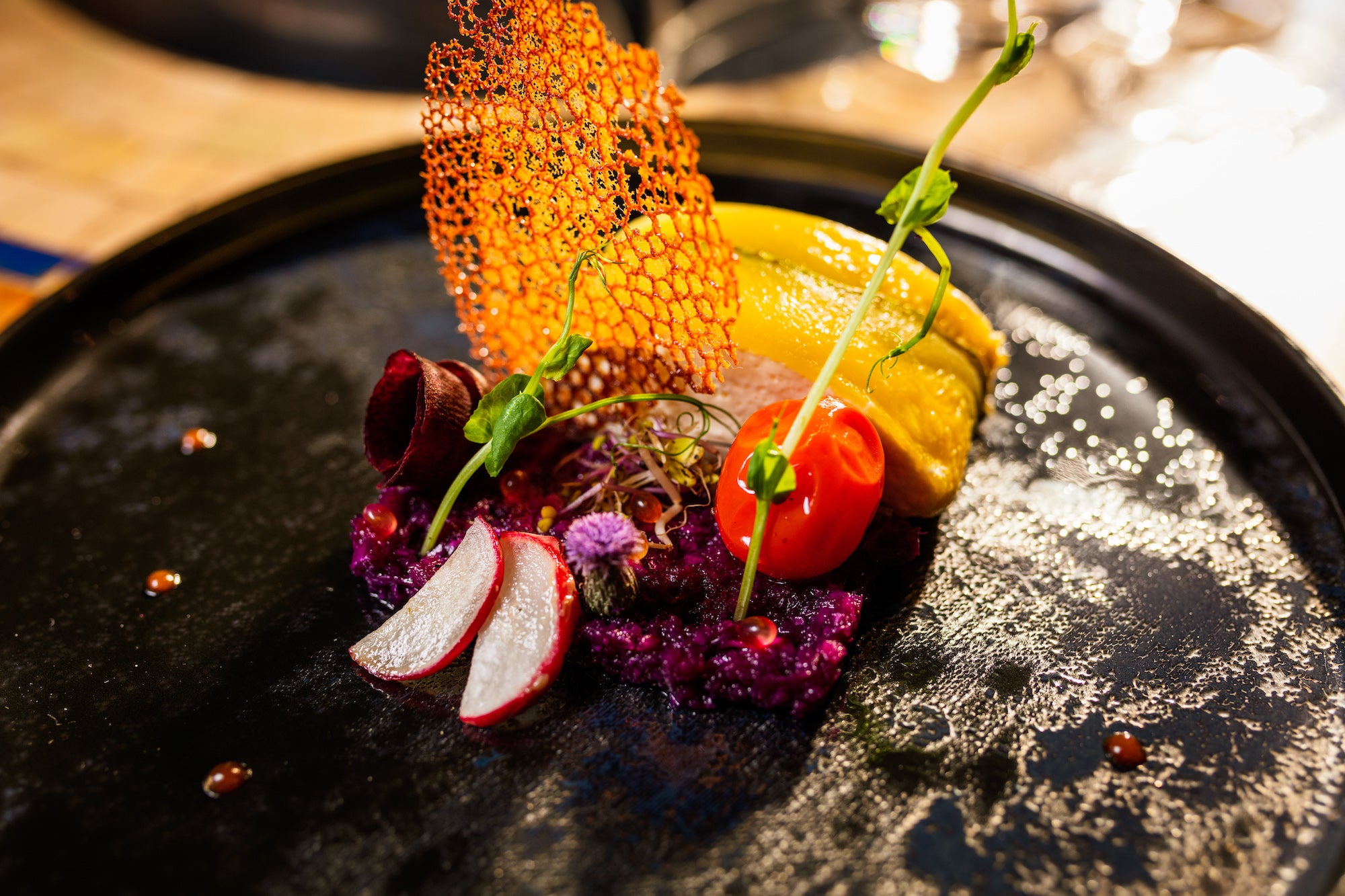 Coupon de réduction : 1 Formule complète midi à 38 €** achetée = 1 offerte (entrée, plat & dessert) - Valable chez LE JARDIN AUX SOURCES - à BRISSAC (34)