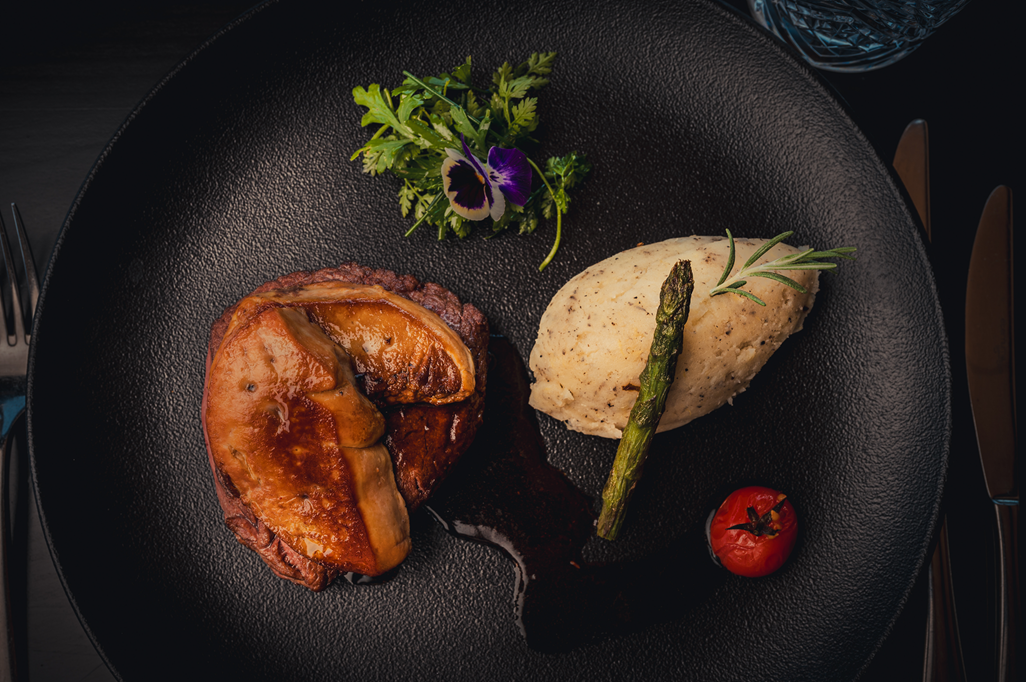 Coupon de réduction : 1 Menu du jour à 33 € acheté = 1 offert* - Valable chez LE MARTINUS - HOTEL SAINT-AYGULF - à SAINT-AYGULF (83)