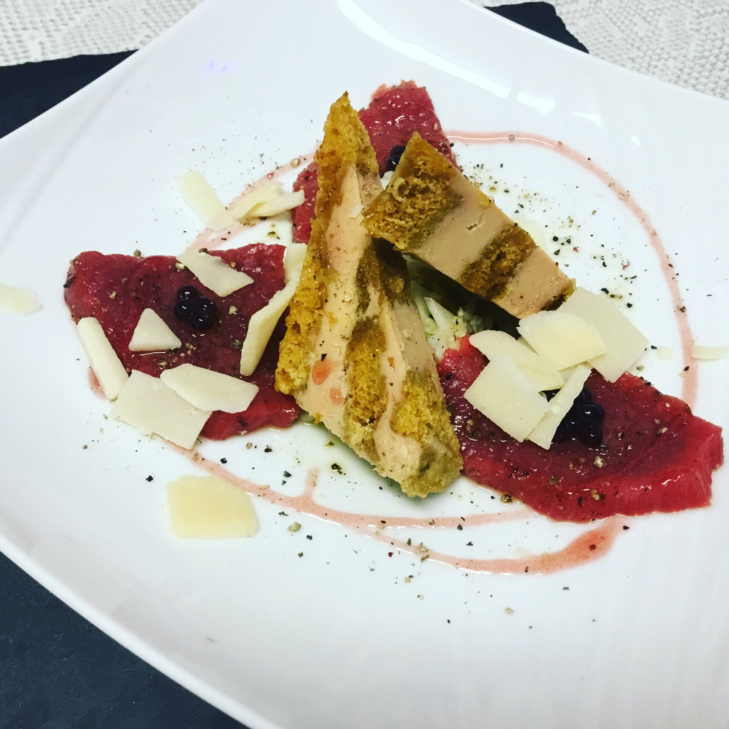 Coupon de réduction : 2 menus " Aquarelles" ou "Initiation au foie gras" en 7 services à -30% par Sébastien Chap'S * - Valable chez ALCHIMIE BY CHAP'S - à Pézenas (34)