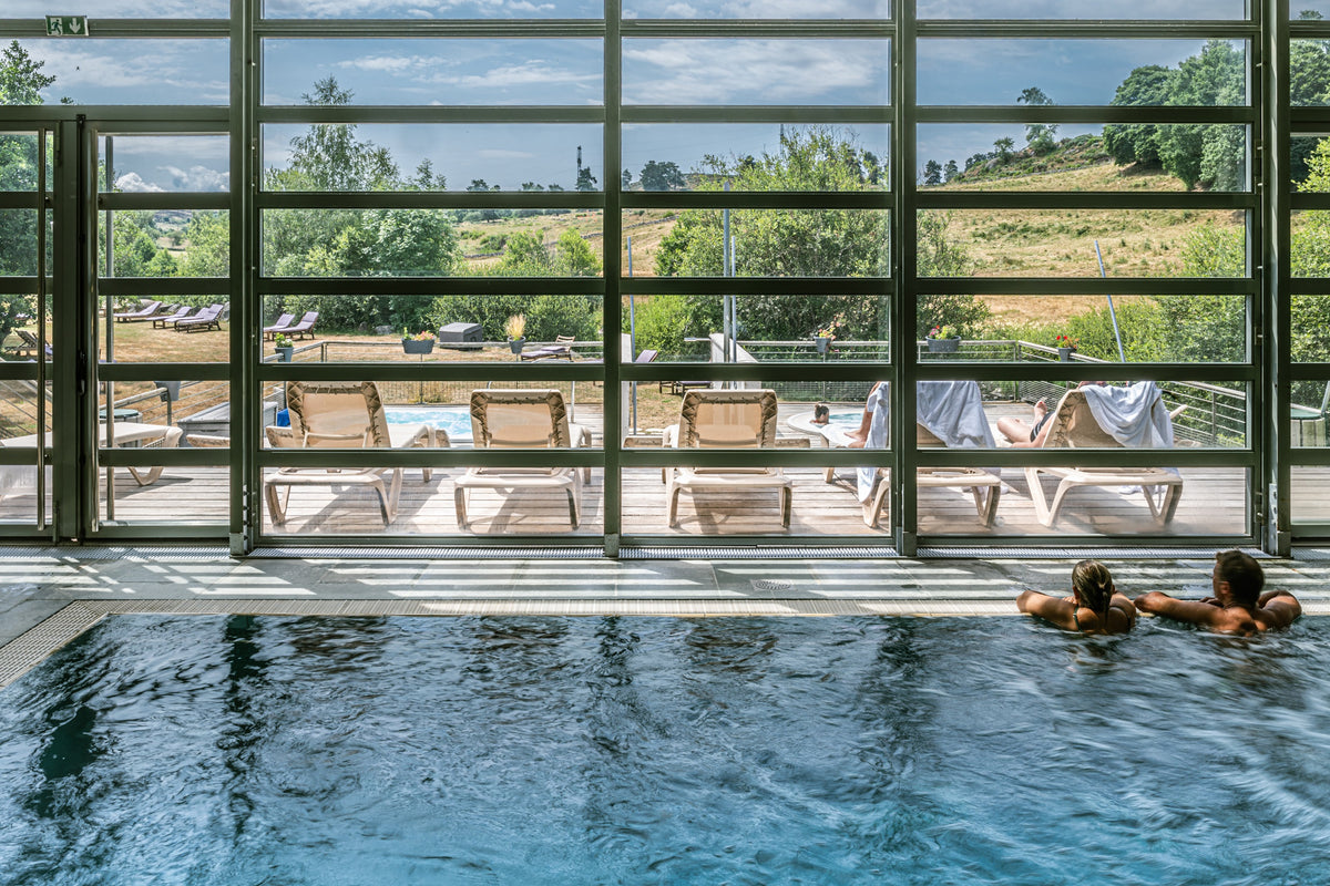 Bon de réduction : Séjour pour 2 personnes au tarif de 420€ au lieu de 520€ (soit 100€ de remise). * Cette offre inclue : 2 Nuits à la résidence thermale et 2 accès spa avec soin Chaldette relaxante. - Valable à LA RESIDENCE LA CHALDETTE - à BRION (48)