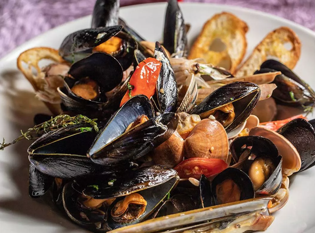 Coupon de réduction : À la carte Remise de 20 euros * - Valable chez LE GALION - à MENTON (06)