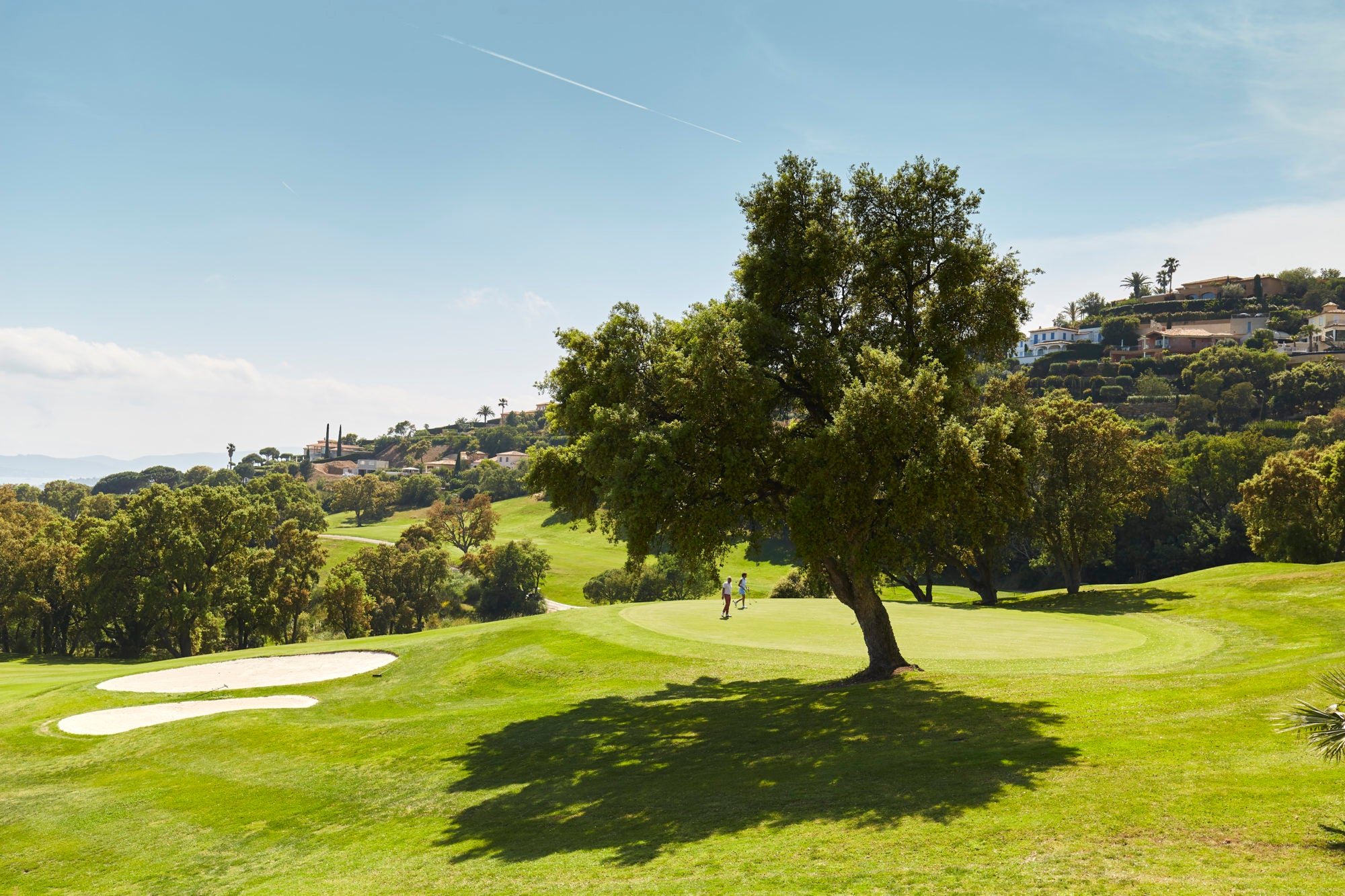 Coupon de réduction : 1 Green-fee payant = 1 Green-fee offert + 1/2 voiturette incluse - Valable au GOLF SAINTE MAXIME - à SAINTE-MAXIME (83)